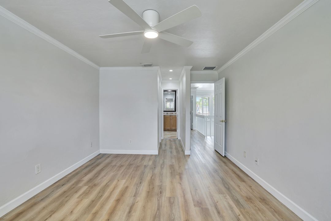 206 Woodshire Ln, Naples, FL 34105