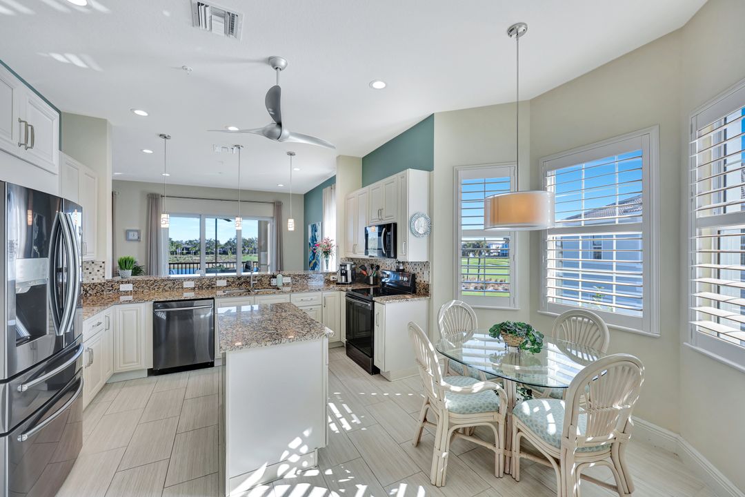 608 El Camino Real #202, Naples, FL 34119