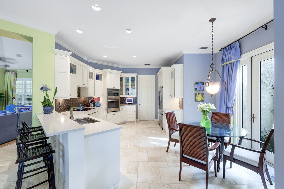 3671 Olde Cottage Ln, Bonita Springs, FL 34134