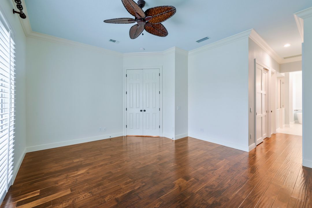 2885 Hatteras Way, Naples, FL 34119