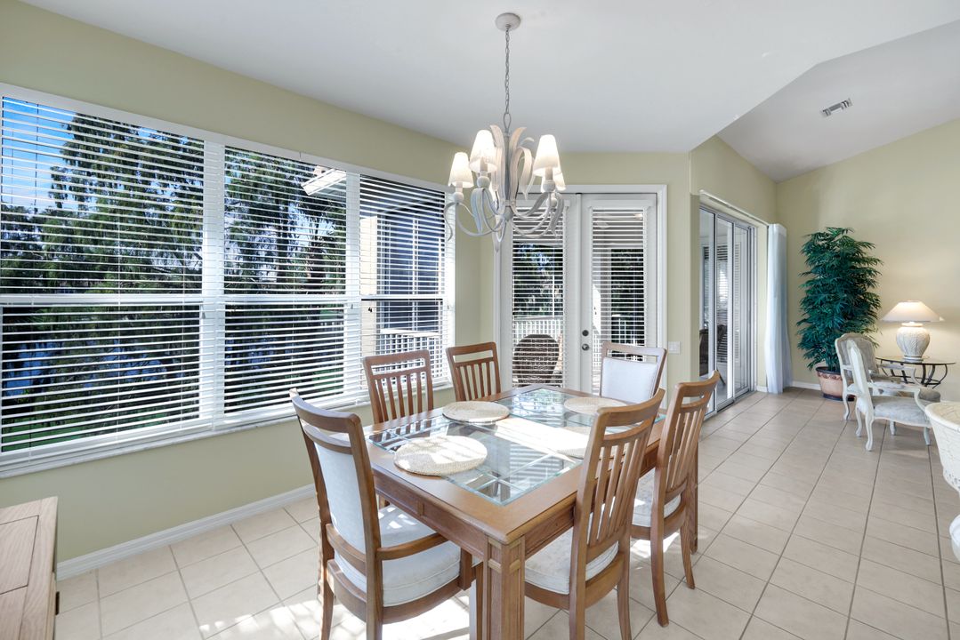 8470 Danbury Blvd #201, Naples, FL 34120