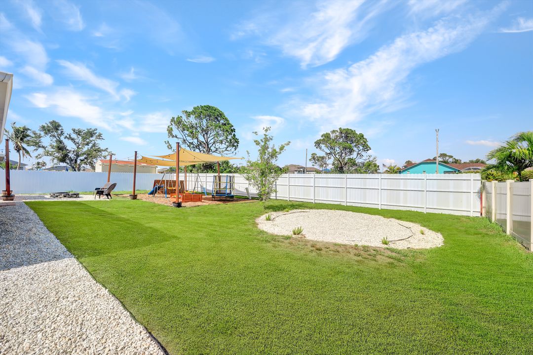 1125 NW 18th Pl, Cape Coral, FL 33993