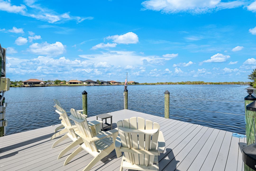 4612 NW 33rd Terrace, Cape Coral, FL 33993