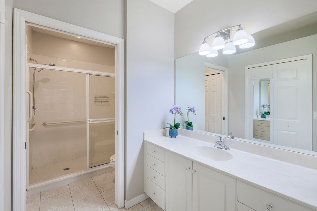 20101 Seagrove St #702, Estero, FL 33928