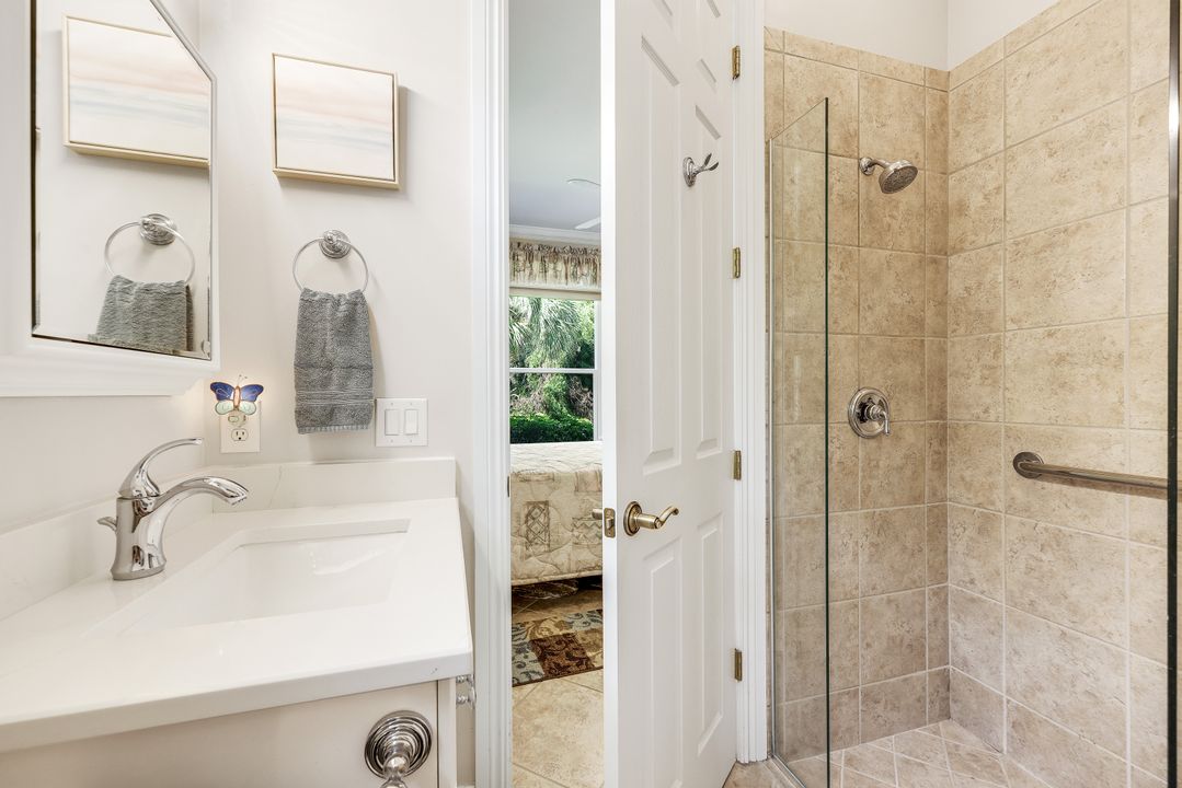 65 Heritage Way, Naples, FL 34110