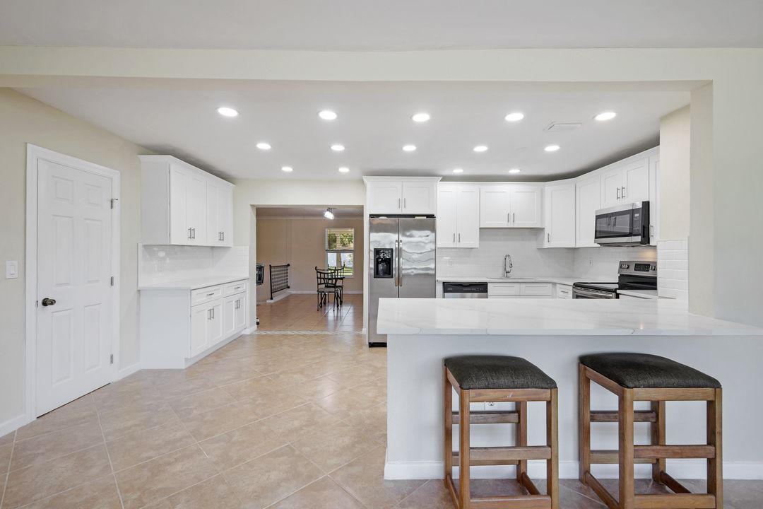 1411 Argyle Dr, Fort Myers, FL 33919