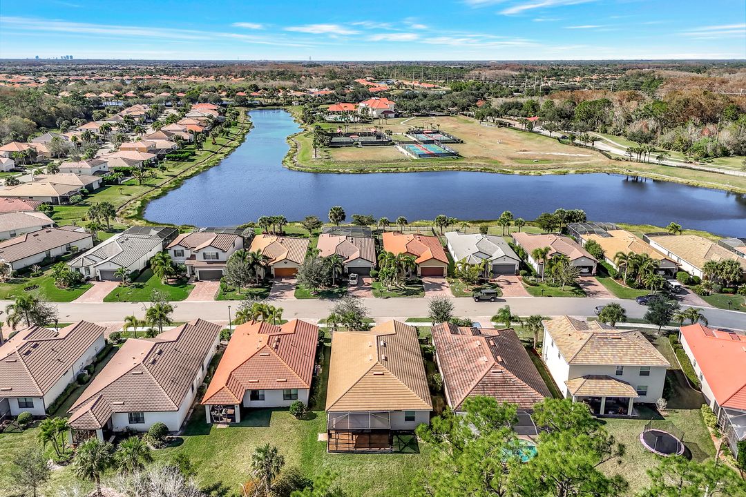 15732 Angelica Dr, Alva, FL 33920