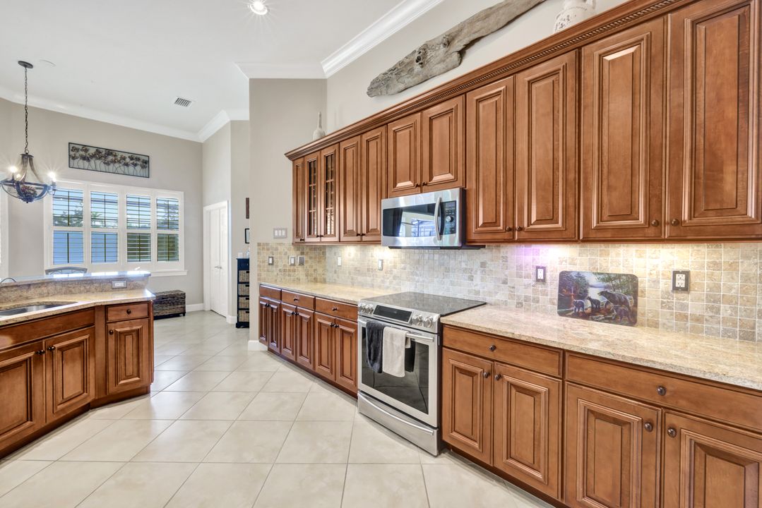 10391 Yorkstone Dr, Bonita Springs, FL 34135