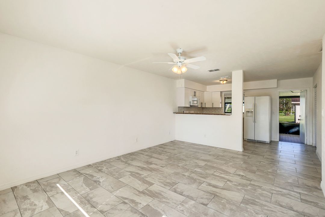 2208 Iris Way, Fort Myers, FL 33905