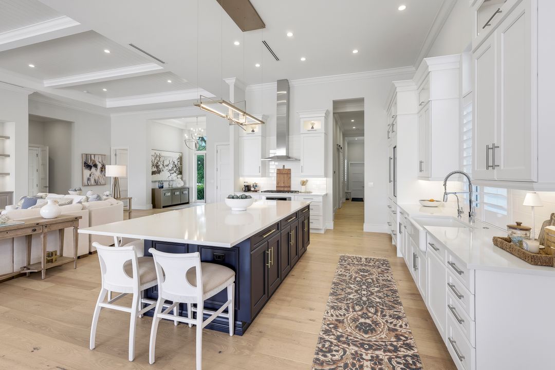 16415 Seneca Way, Naples, FL 34110