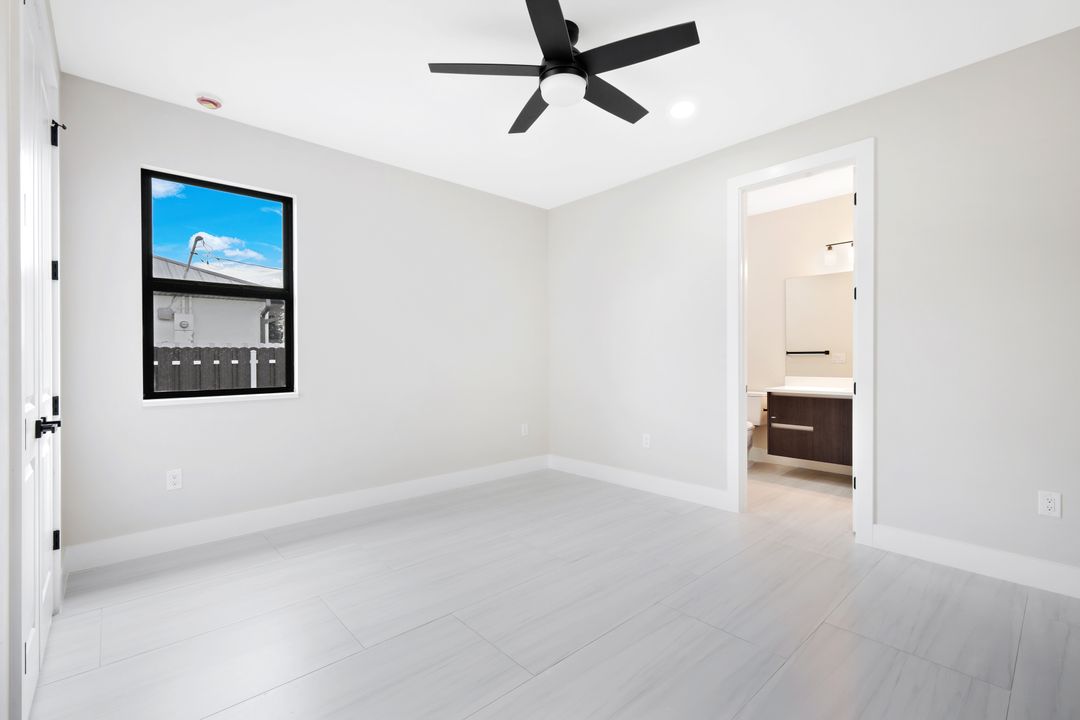 819 SW 16th Terrace, Cape Coral, FL 33991