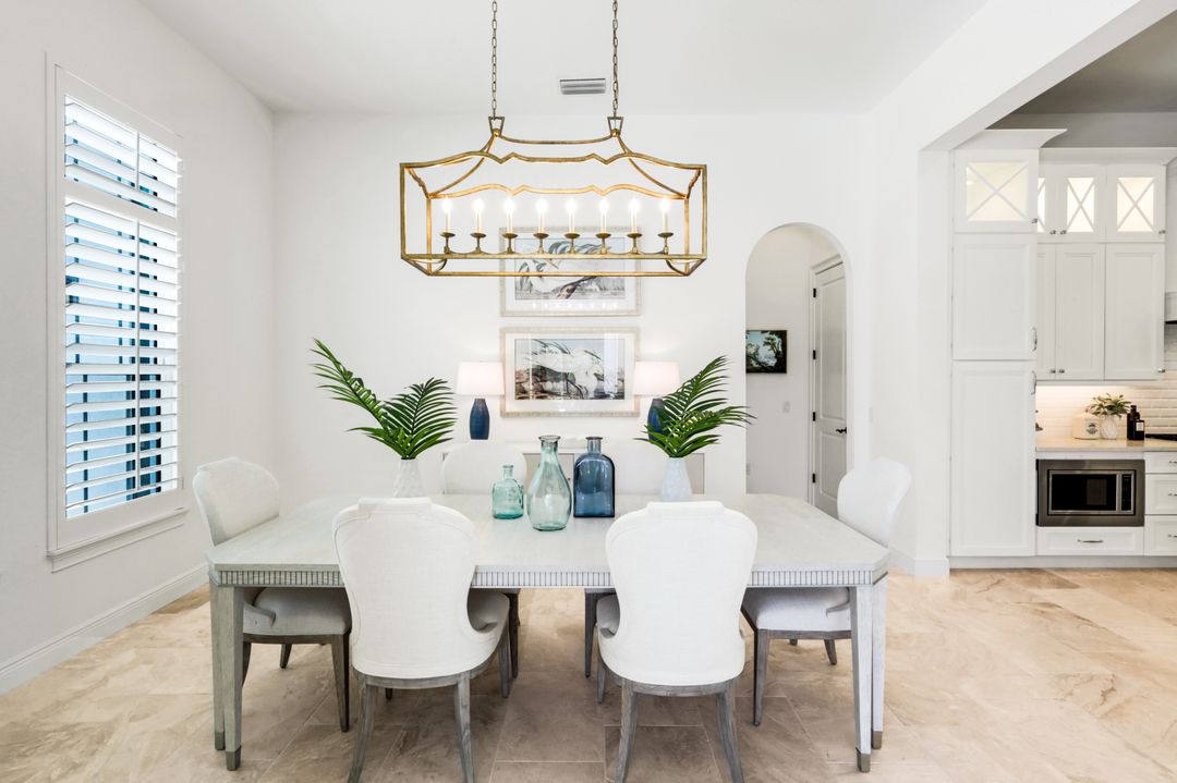 3233 Tavolara Ln, Naples, FL 34114