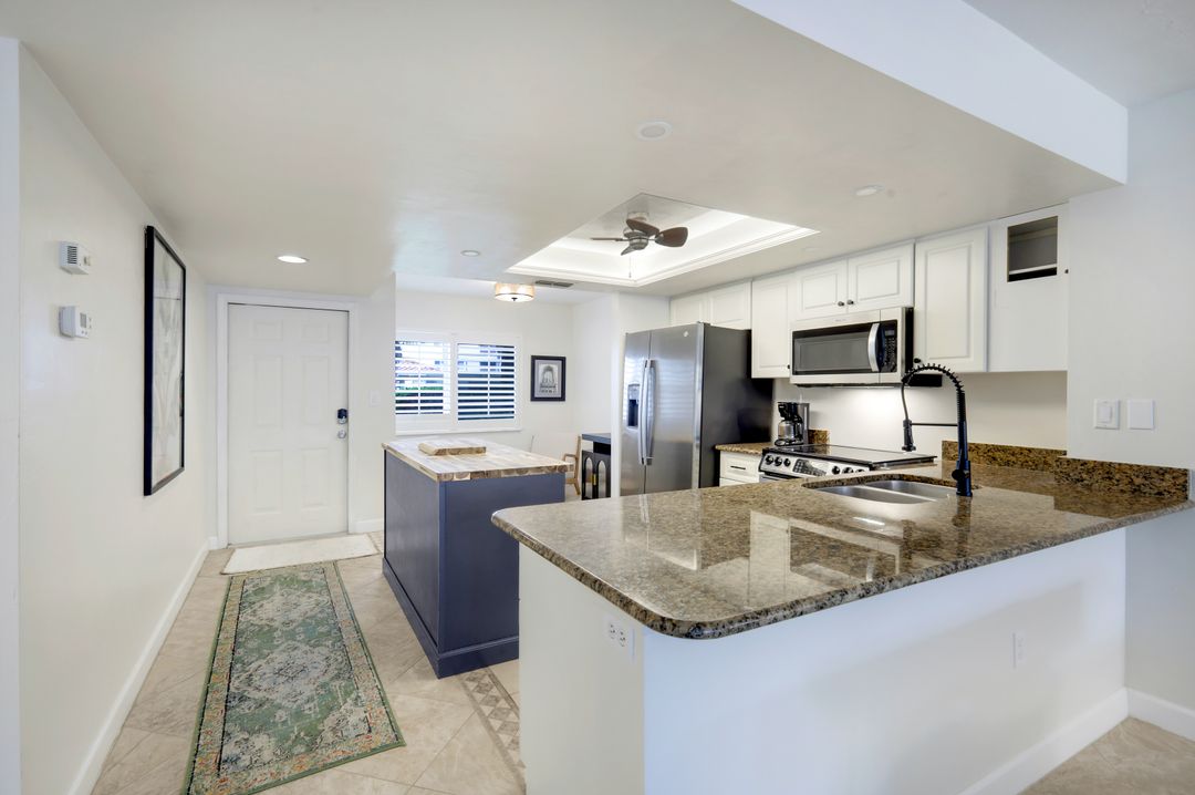 15171 Cedarwood Ln #3105, Naples, FL 34110