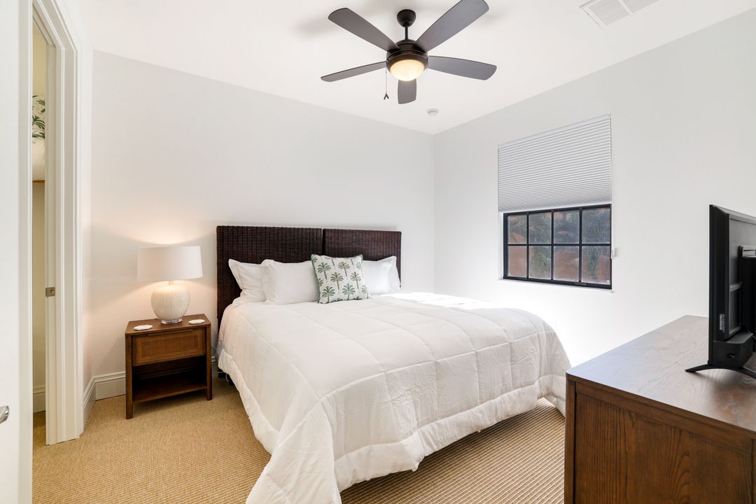 9072 Rialto St  #6302, Naples, FL 34113