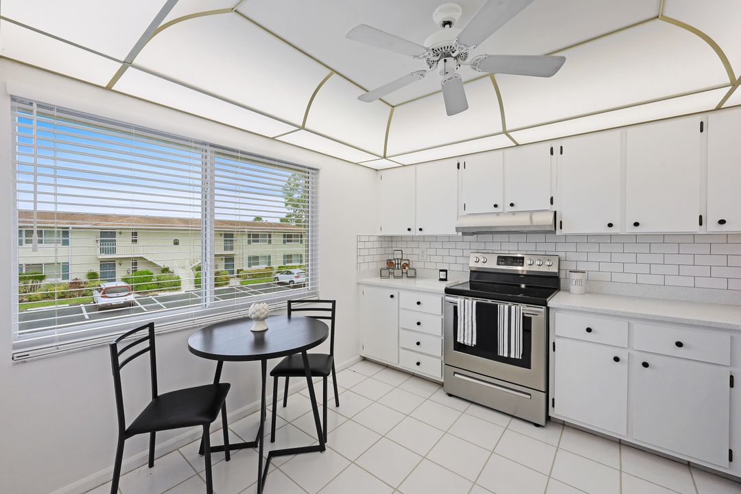 259 Winners Cir Unit 4, Naples, FL 34112