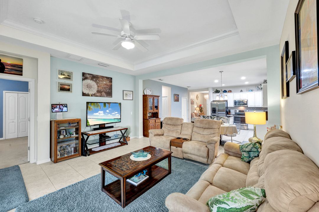 14534 Manchester Dr, Naples, FL 34114