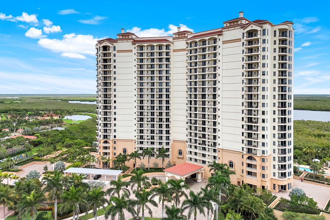 1050 Borghese Ln #106, Naples, FL 34114