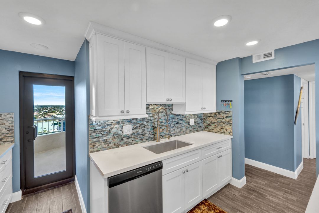 380 Seaview Ct #1703, Marco Island, FL 34145