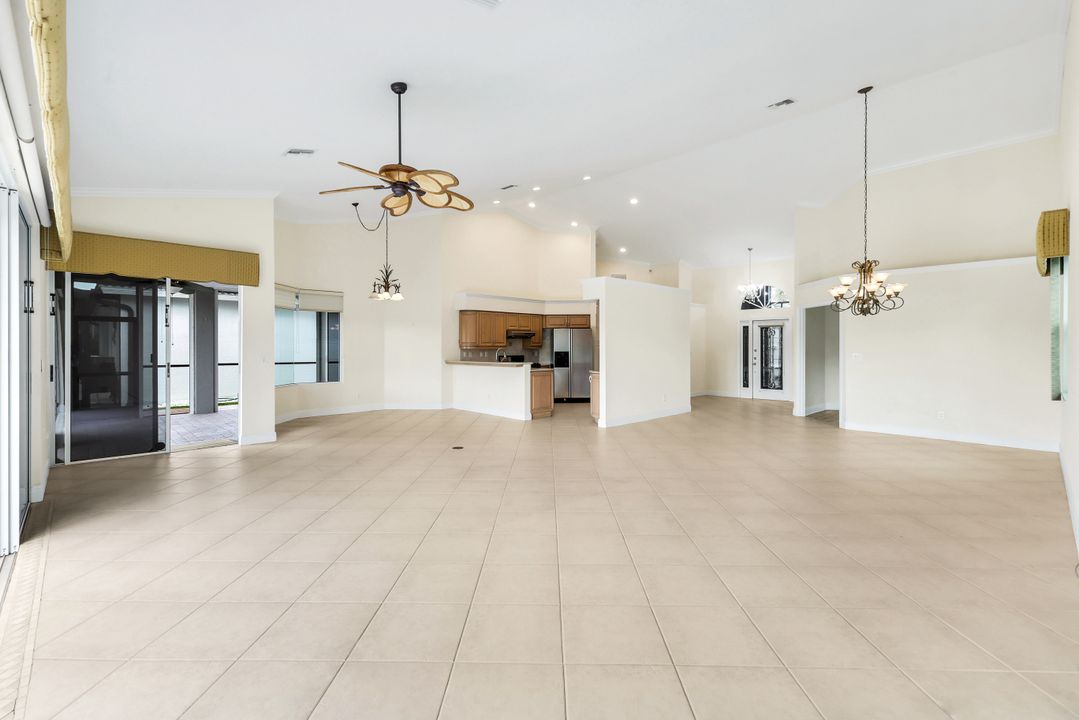 25551 Springtide Ct, Bonita Springs, FL 34135