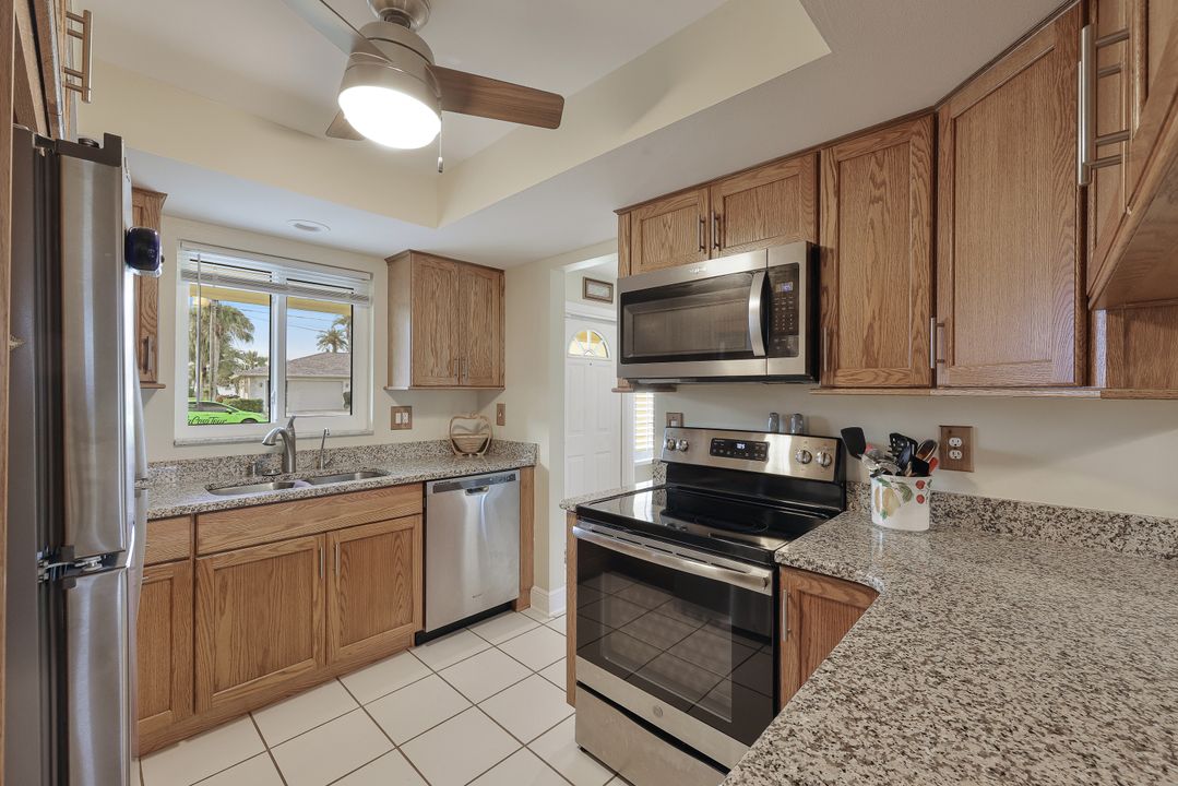 1751 Lakeview Blvd, North Fort Myers, FL 33903