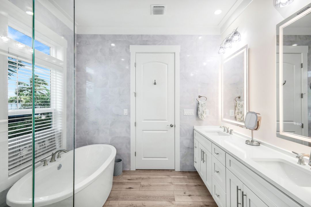 1376 Jamaica Dr, Sanibel, FL 33957