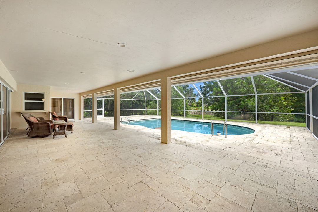 2207 Imperial Golf Course Blvd, Naples, FL 34110