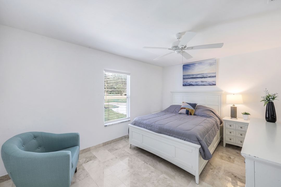 398 Wales Ct, Marco Island, FL 34145