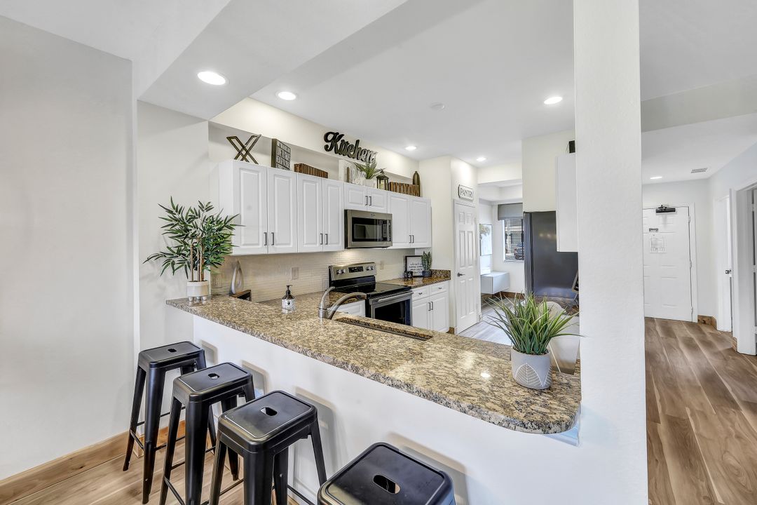 7910 Mahogany Run Ln #1214, Naples, FL 34113