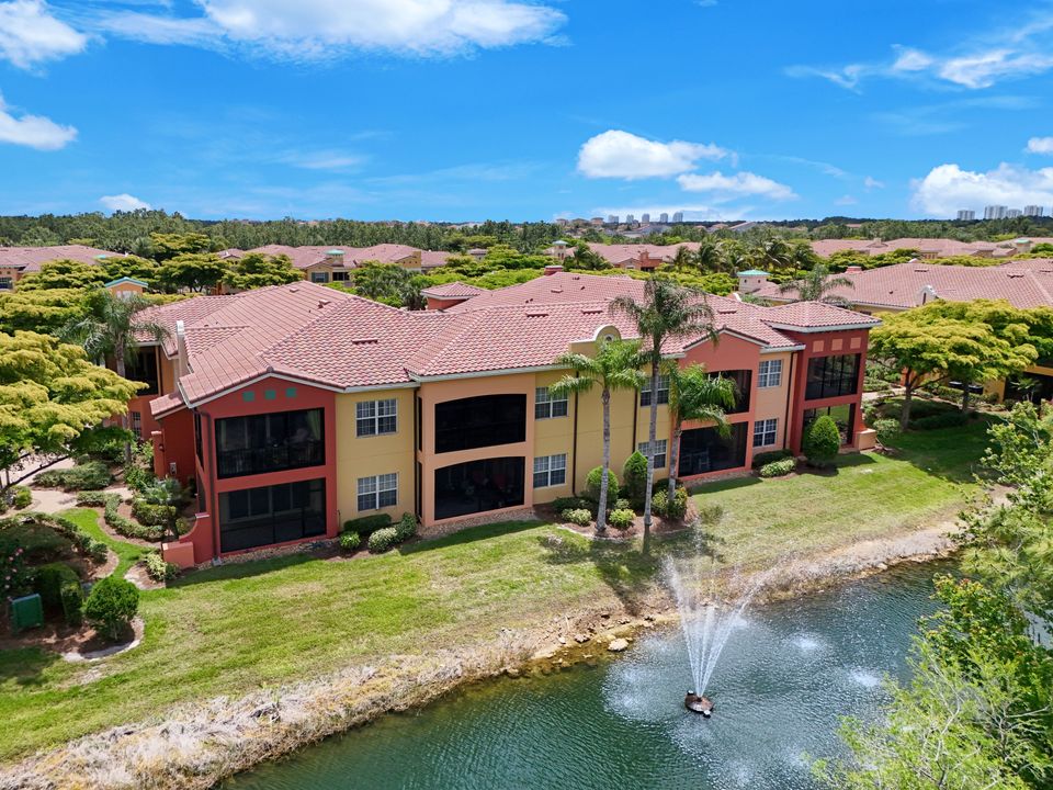 8721 Piazza Del Lago Cir #205, Estero, FL 33928