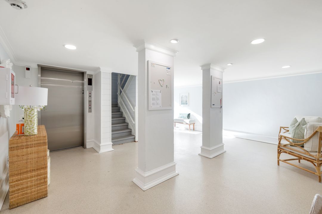 4253 Bay Beach Ln #7A, Fort Myers Beach, FL 33931