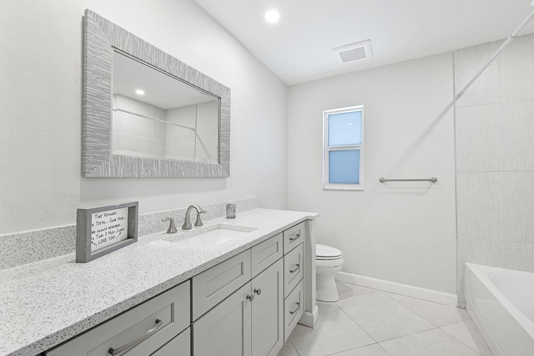 9949 Winchester Wood, Naples, FL 34109