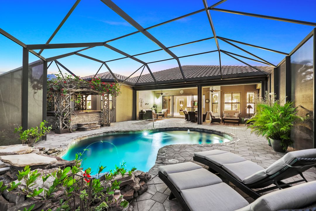 3917 Glacier Ct, Naples, FL 34119