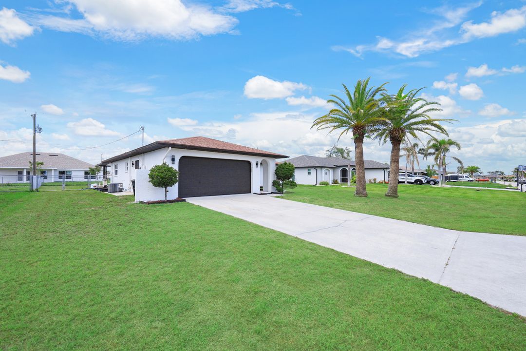 315 SE 16th Terrace, Cape Coral, FL 33990