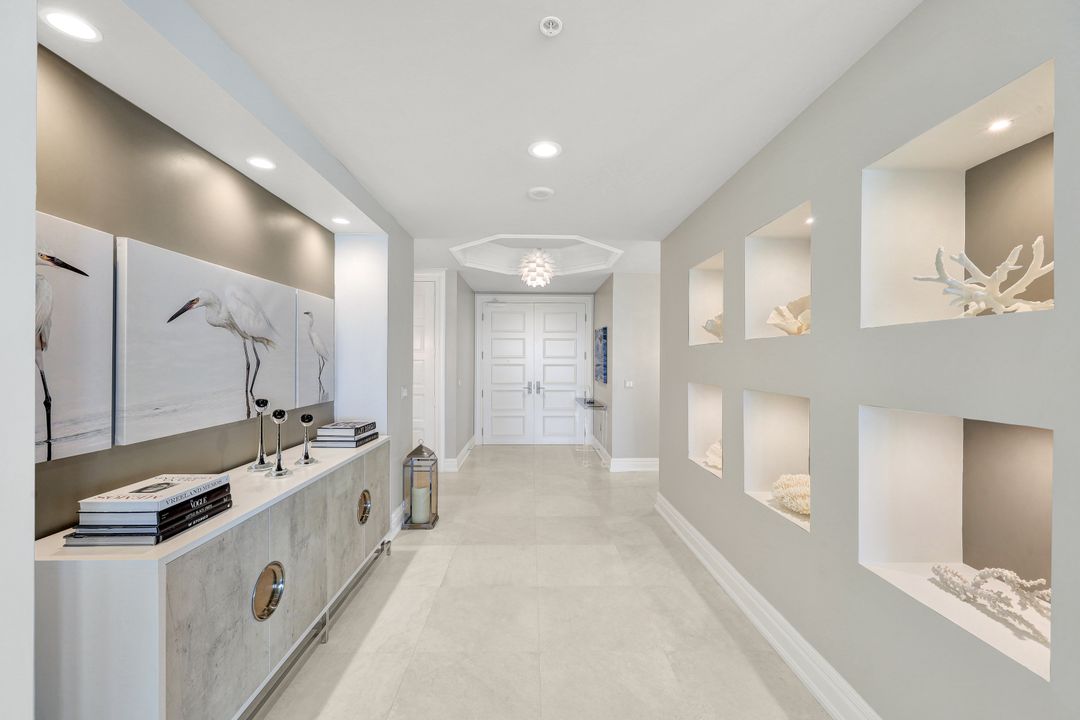 4501 Gulf Shore Blvd N #603, Naples, FL 34103