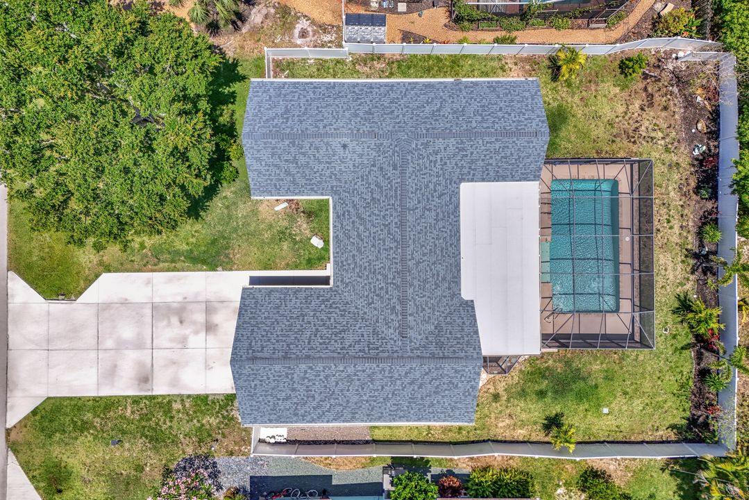 124 Flame Vine Dr, Naples, FL 34110