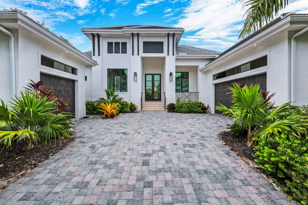 2319 Wulfert Rd, Sanibel, FL 33957