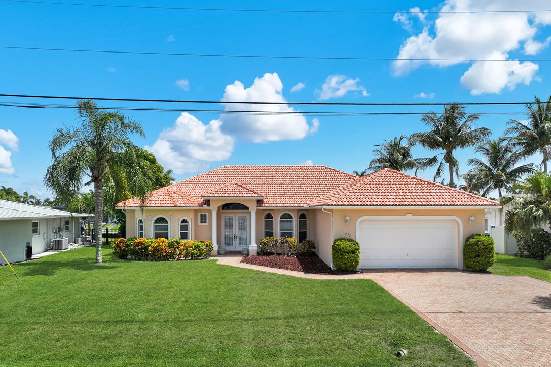 1632 Savona Pkwy, Cape Coral, FL 33904