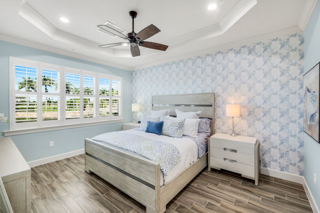 8839 Nautical Landing Cir #201, Naples, FL 34120