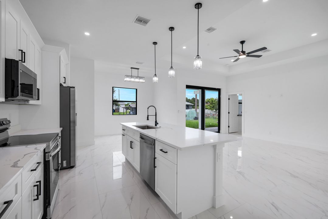 3005 Ida Ave S, Lehigh Acres, FL 33976