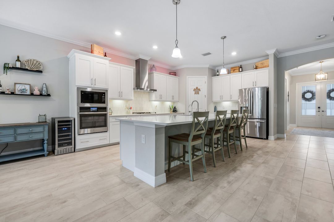 14841 Blue Bay Cir, Miromar Lakes, FL 33913