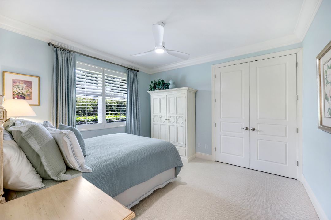 6632 Glen Arbor Way, Naples, FL 34119
