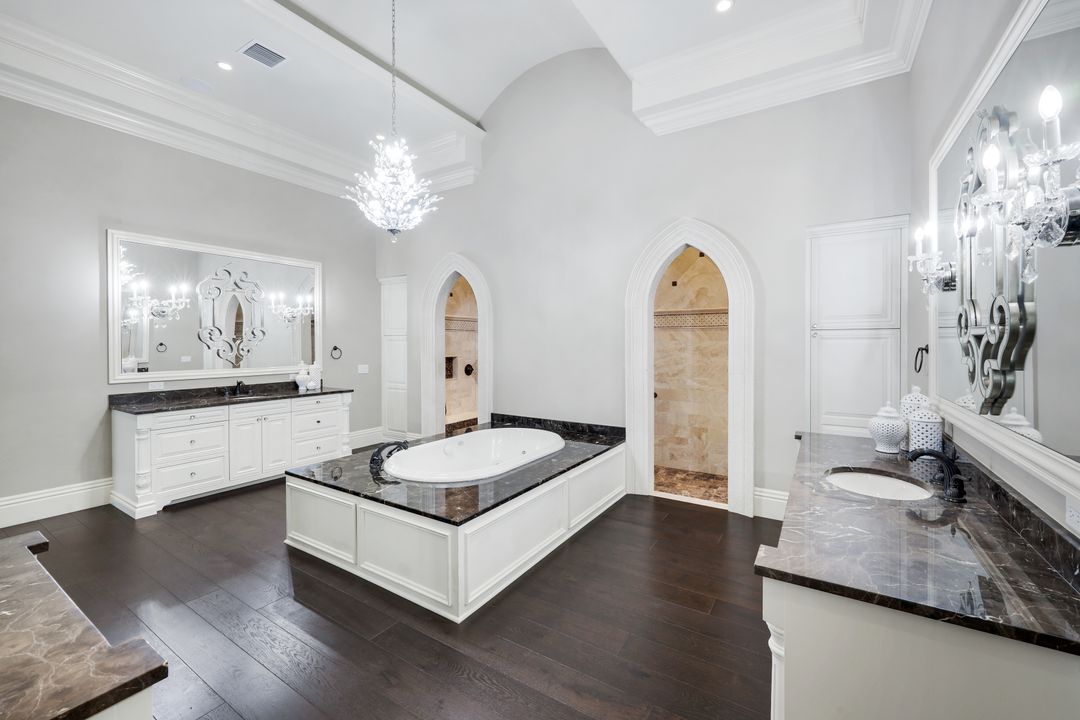 16740 Prato Way, Naples, FL 34110