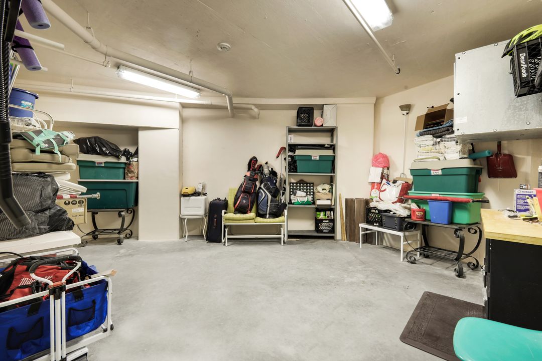 455 Cove Tower Dr #1701, Naples, FL 34110