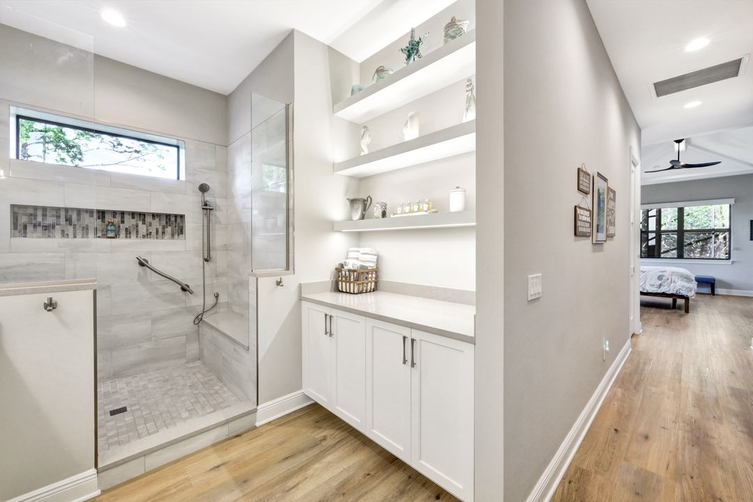9143 Brendan Lake Ct, Bonita Springs, FL 34135