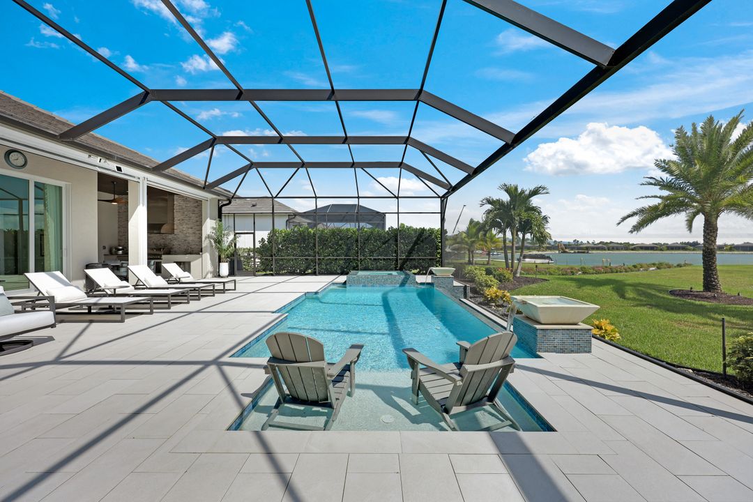 17216 Blue Sapphire Dr, Fort Myers, FL 33913