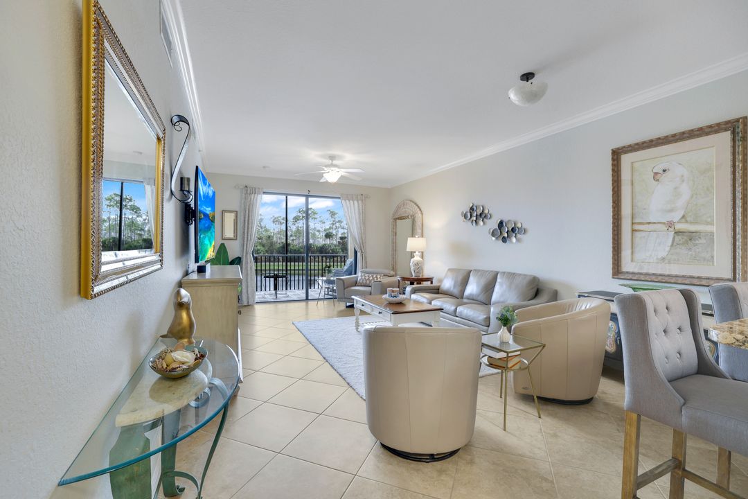 9735 Acqua Ct #625, Naples, FL 34113