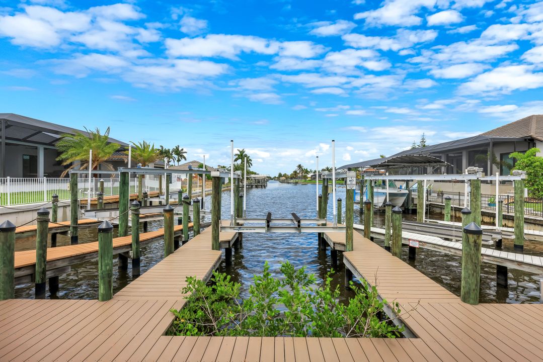 1927 SW 47th Terrace, Cape Coral, FL 33914