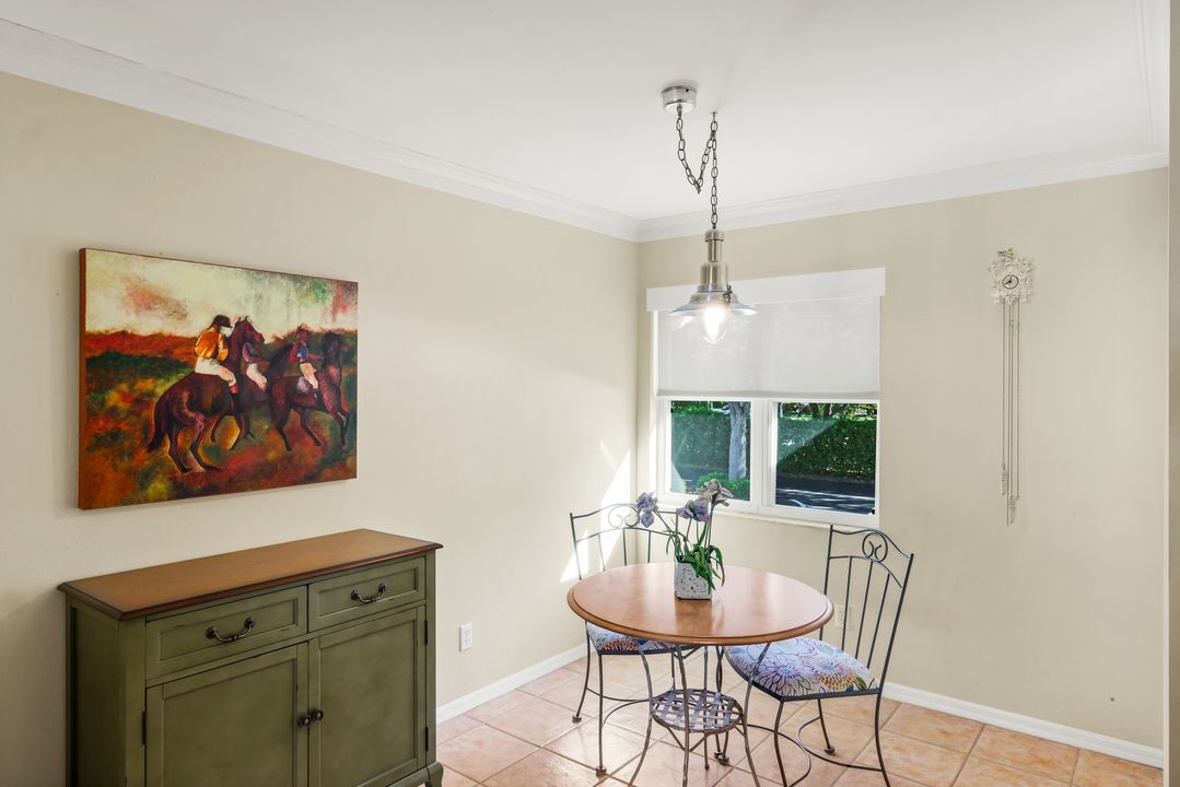 5070 Cedar Springs Dr #203, Naples, FL 34110