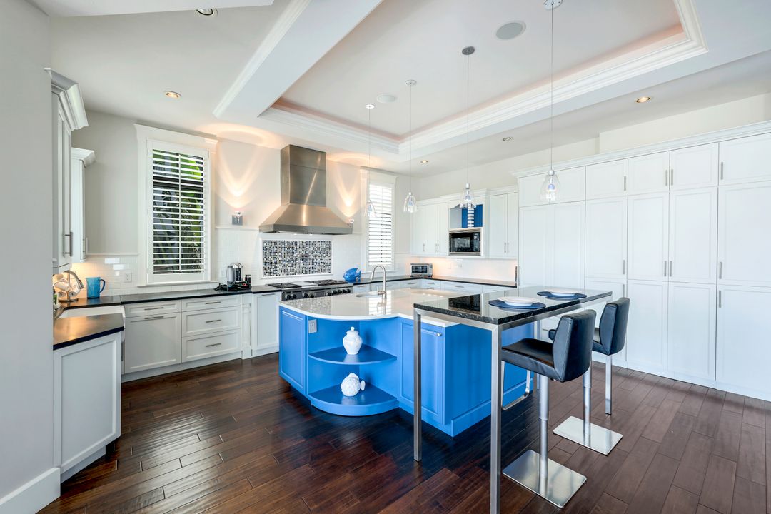 169 Conners Ave, Naples, FL 34108