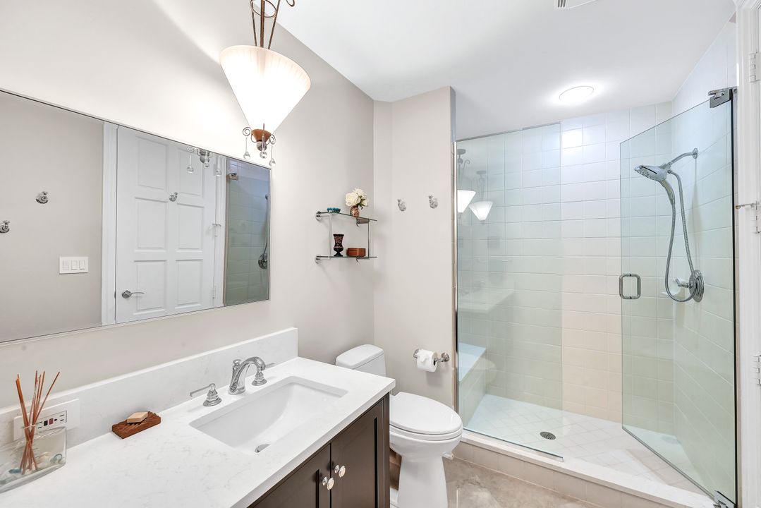 4151 Gulf Shore Blvd N #1604, Naples, FL 34103